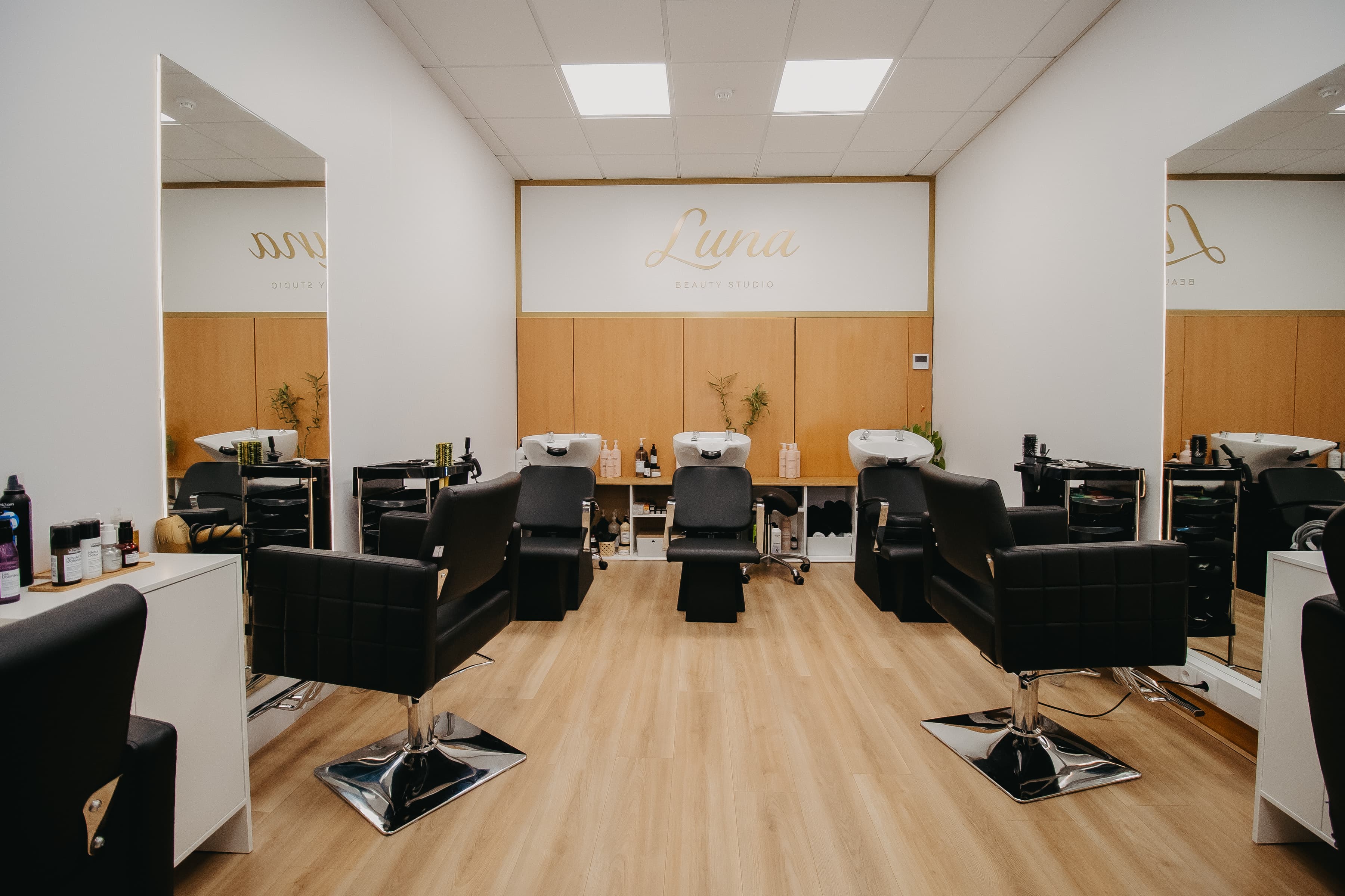 Zona de cabelo do Luna Beauty Studio